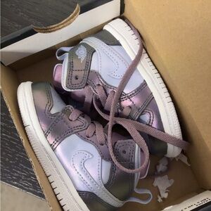 Jordan Kids Iridescent Purple Sneakers